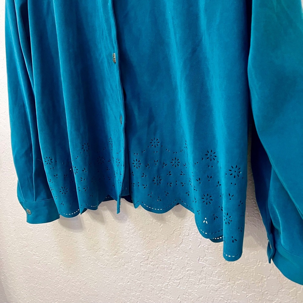 Alfred Dunner Women Teal Blue Button Down Shirt Eyelet Trim Long Sleeve Size 14‎ - Picture 3 of 7